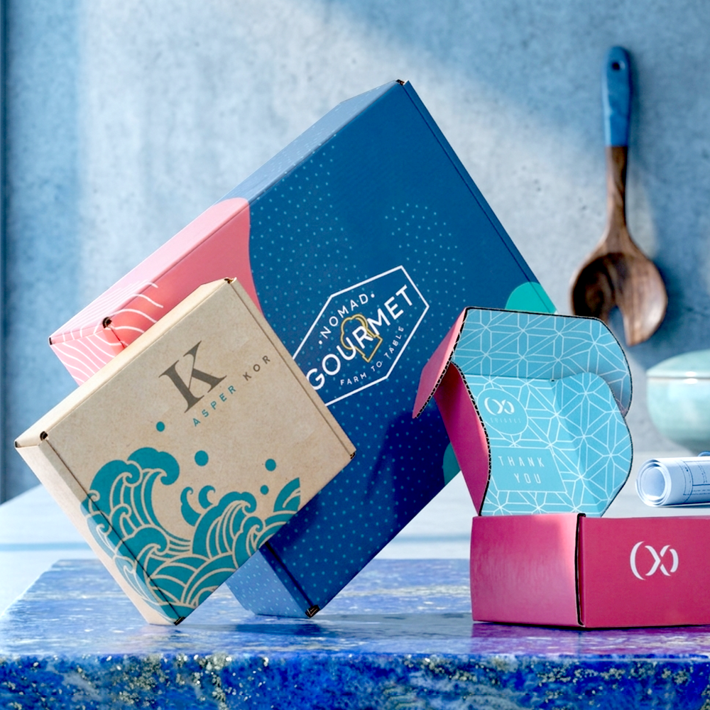 Cake boxes with custom printing in the UAE
